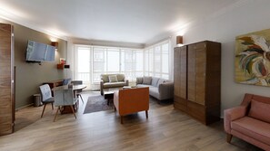 商务客房 | 办公桌、遮光窗帘、熨斗/熨衣板、免费 WiFi