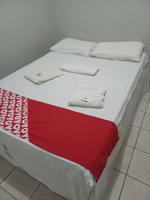 Free WiFi, bed sheets - Noite hotel (Palmas)