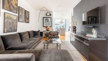 Smart TV, DVD player, books, video library