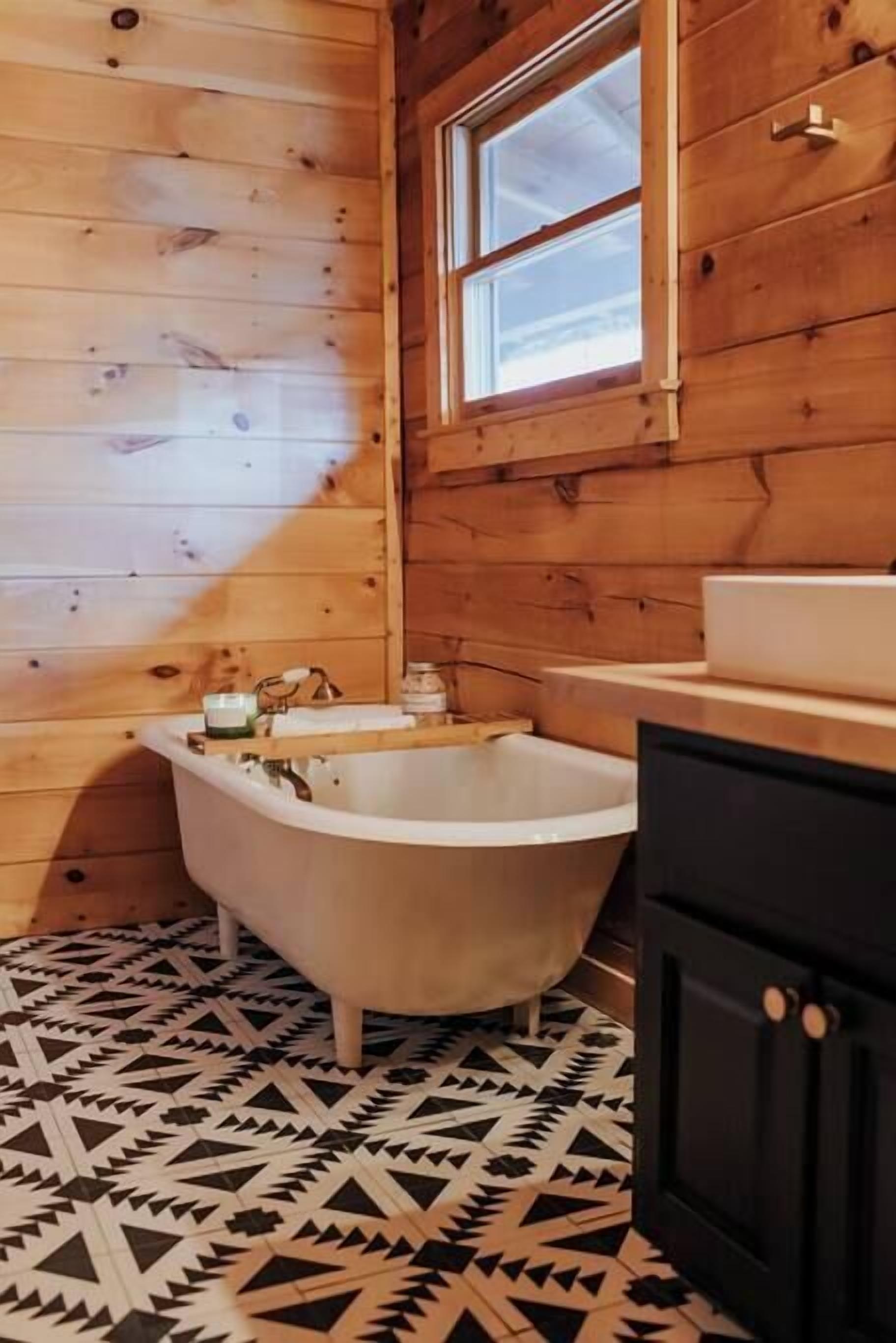 Theatre Room | Dog Friendly | STR-22-0015