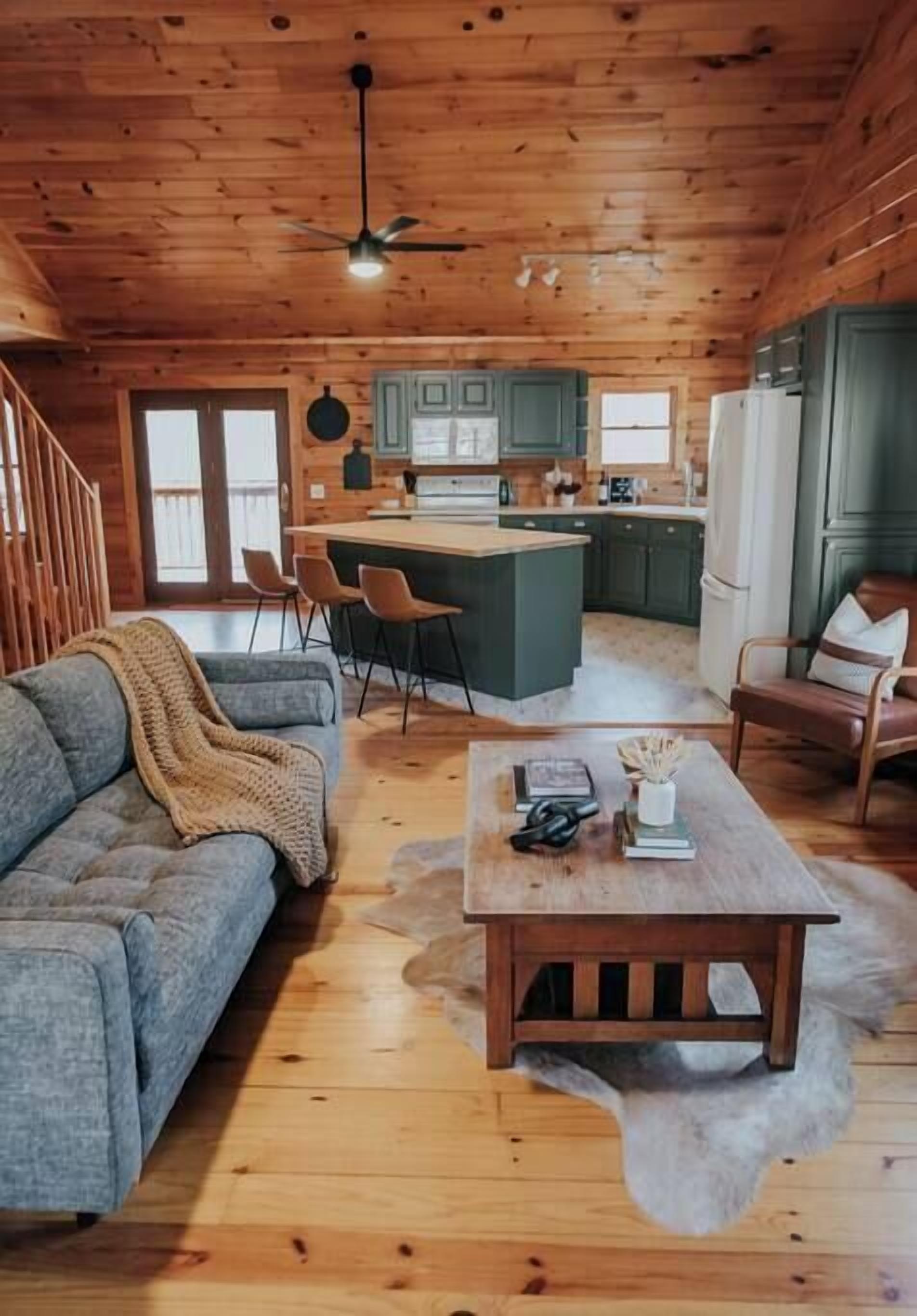 Theatre Room | Dog Friendly | STR-22-0015