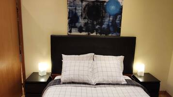 1 bedroom, iron/ironing board, free WiFi, bed sheets