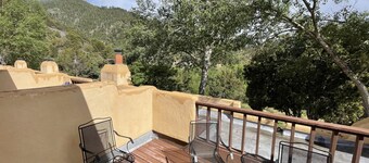 Cozy Mountain Retreat w/Chef's Kitchen