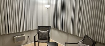 Bordering Downtown + Botanicals Gardens + UT