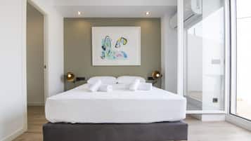 2 chambres, fer et planche Ă repasser, lit parapluie, draps fournis