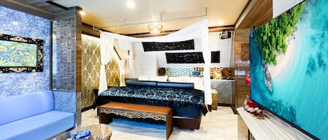 Imperial Suite Room, Smoking | WiFi (free), bed sheets