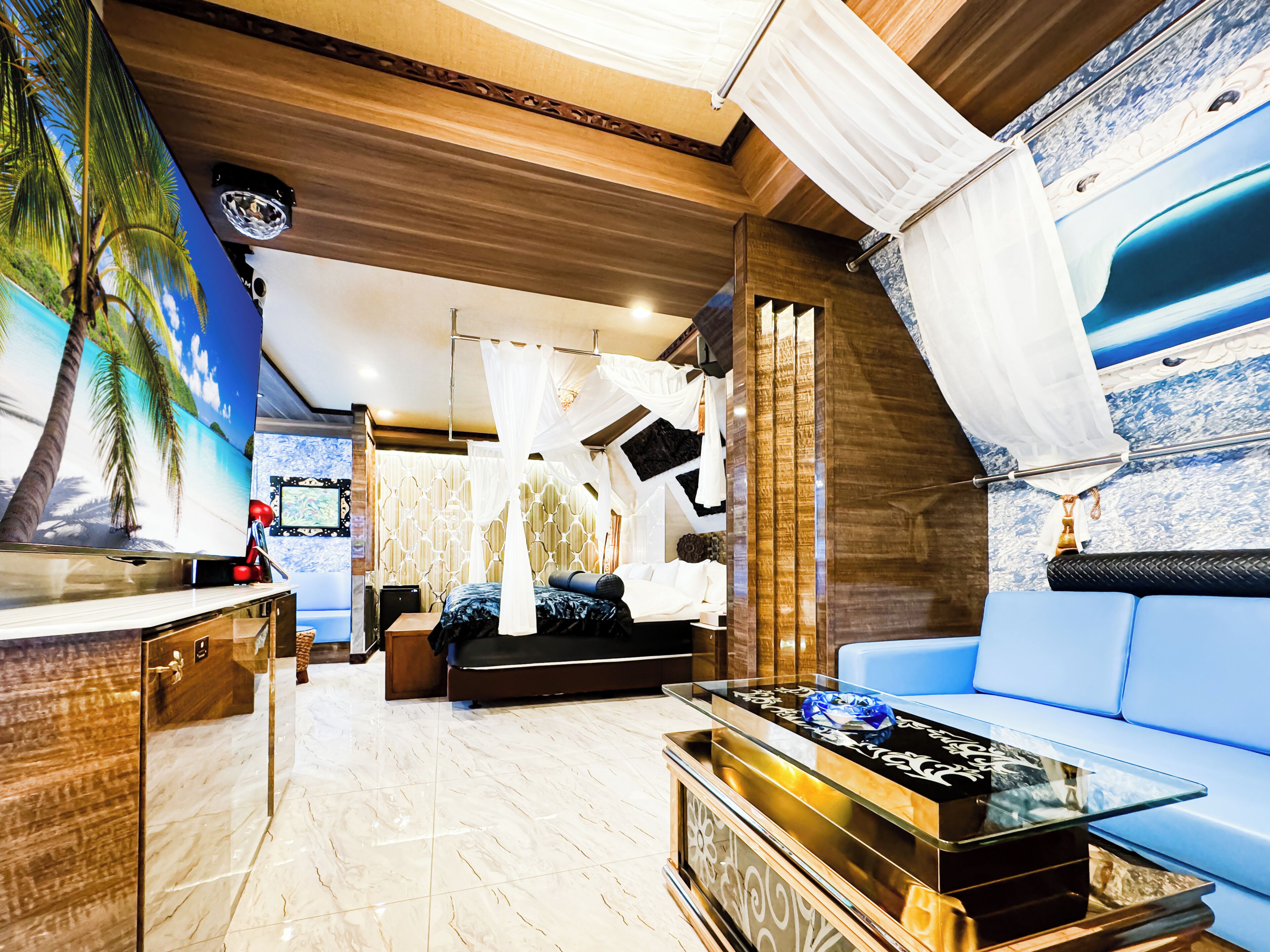 Imperial Suite Room, Smoking | Free WiFi, bed sheets