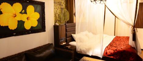 Quarto casal superluxo, para fumantes | Wi-Fi de cortesia, roupa de cama