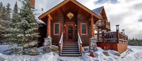 المنشأة من الخارج