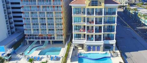 المنشأة من الخارج