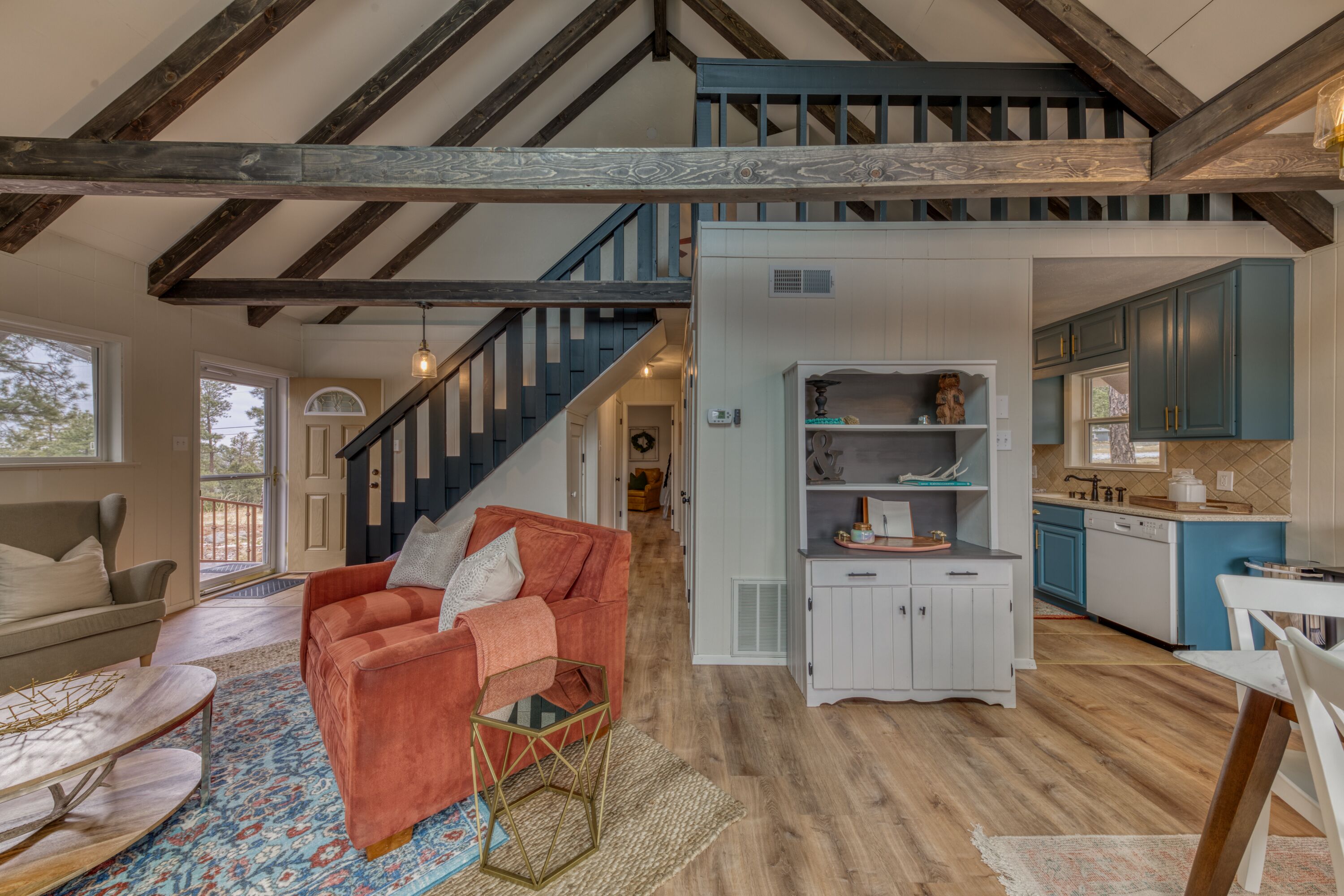 NEW! Alto Vista Cottage: Picturesque 3 Bedroom Cabin with an AMAZING View and Easy, Level Entry!