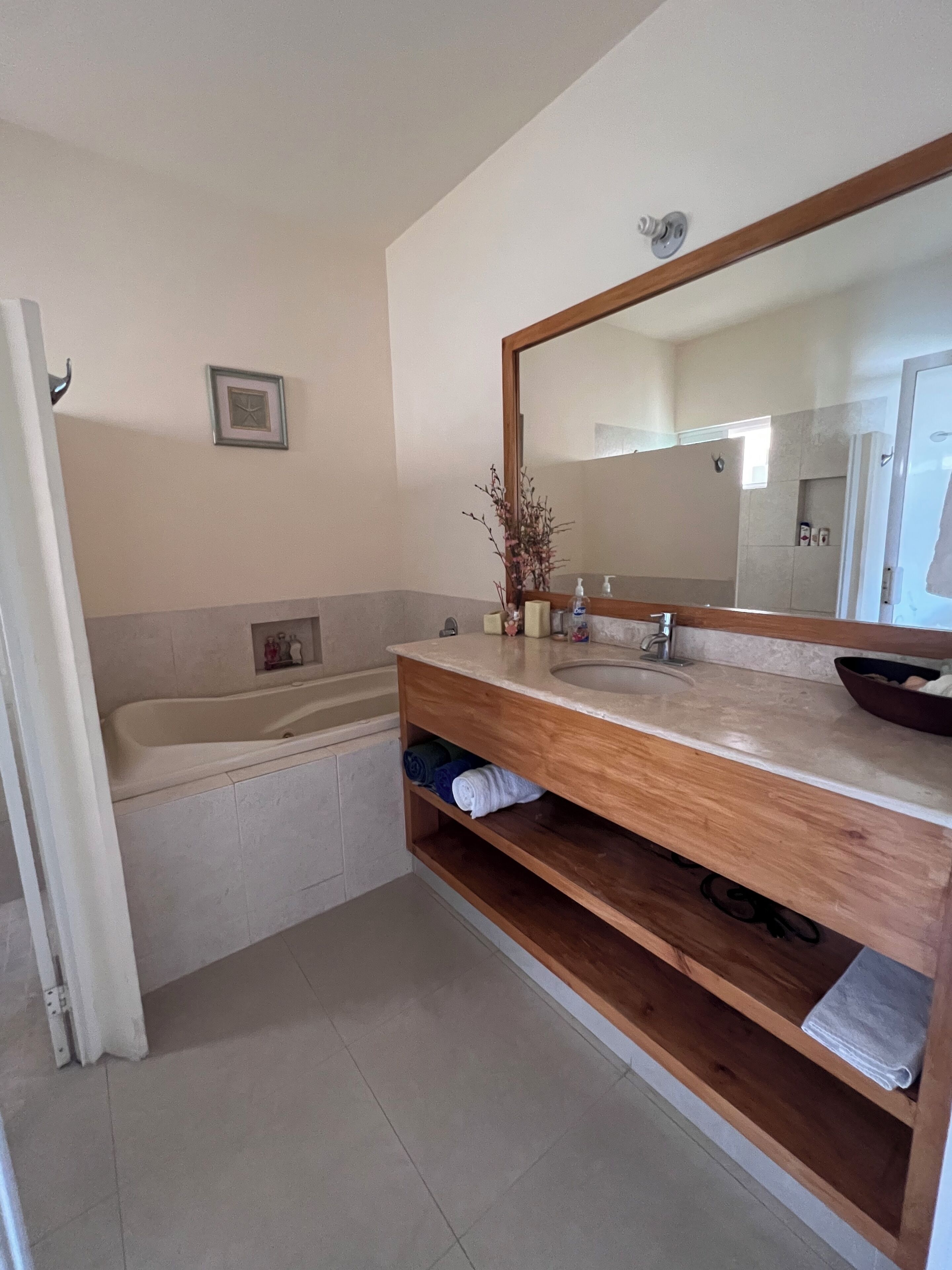 Sunset Villa. A view of the best sunsets and the Sea of Cortez at a private pool