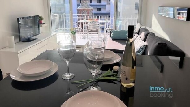 Interior - Gisamar, with pool and close to the sea (Salou)