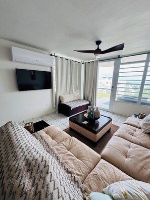 3 dormitorios, tabla de planchar con plancha, wifi gratis y ropa de cama