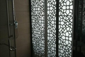 Bathroom - Ejie International Hotel (Diebu)