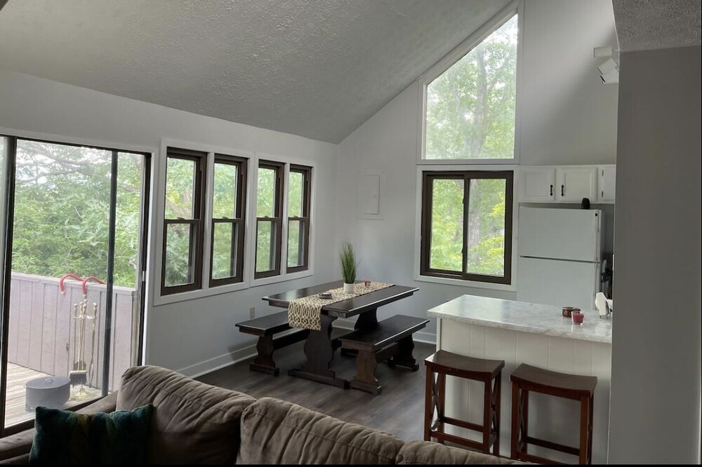 Lovely 2 bedroom plus Loft condo in Bryce Resort