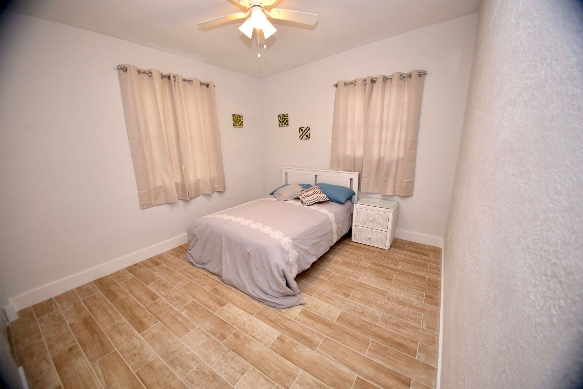 7 Minutes to the  Beach. Single family Home just for you