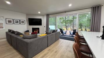 Smart TV, fireplace, video games, books