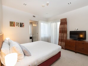 2 Schlafzimmer, Bügeleisen/Bügelbrett, WLAN