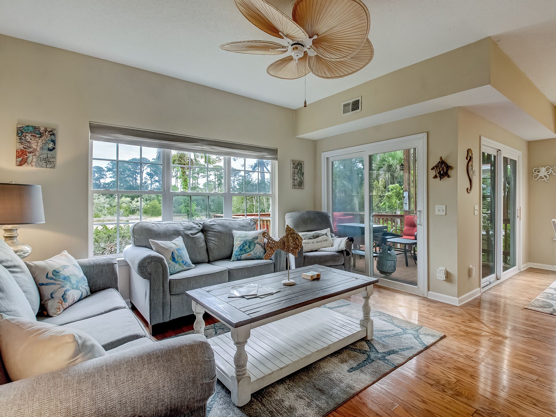 Large Family House, Marsh Views, Heated Pool Access, By Southern Belle Tybee