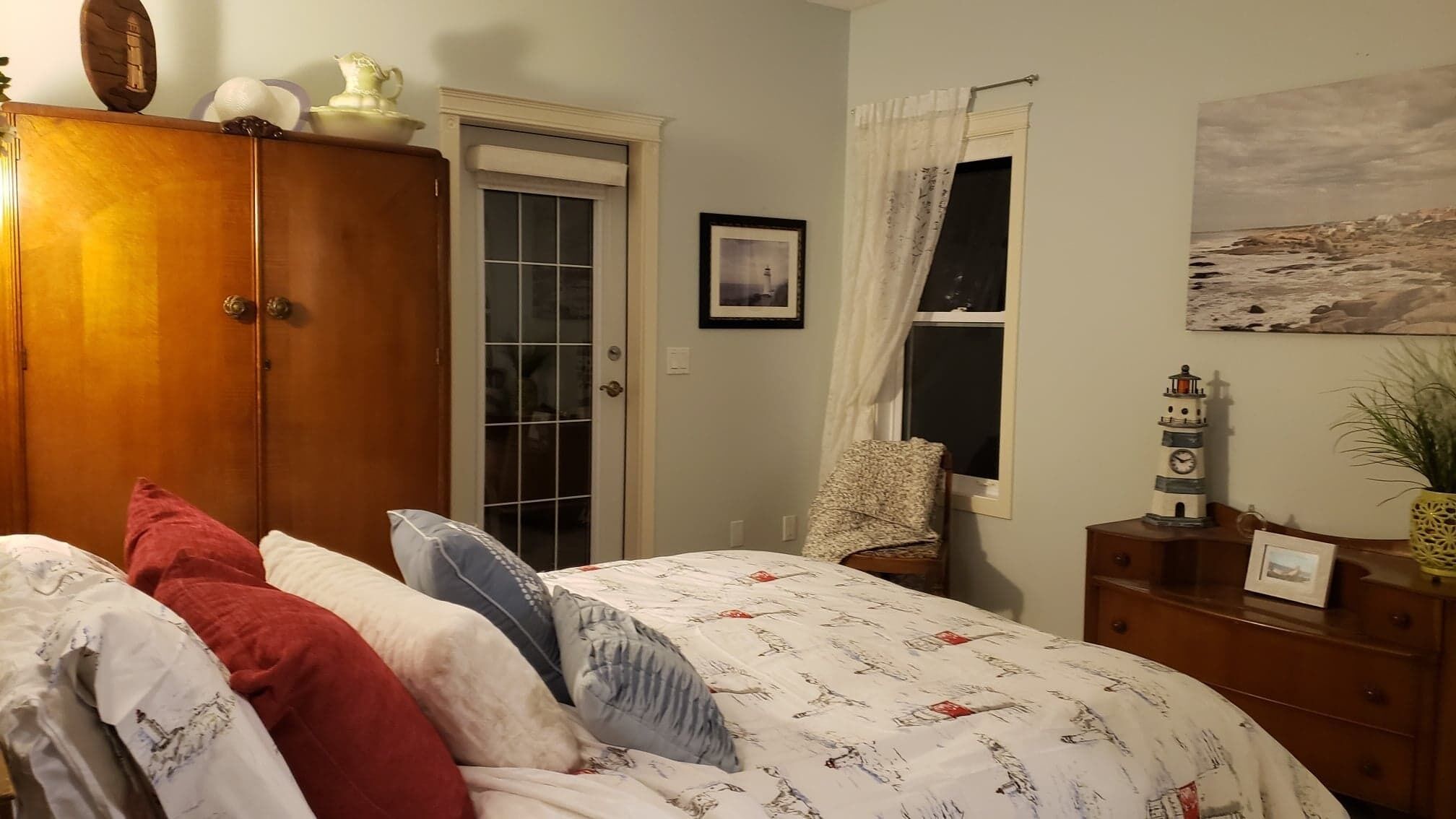 Cozy Classy Country Cottage