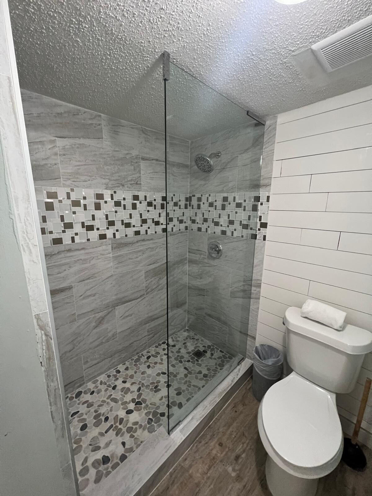 Photo 14 of Salty Vibes, condo in the center of Destin close to the beaches