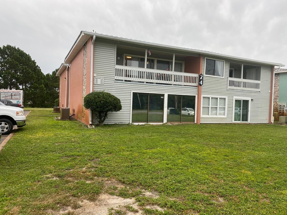 Photo 23 of Salty Vibes, condo in the center of Destin close to the beaches
