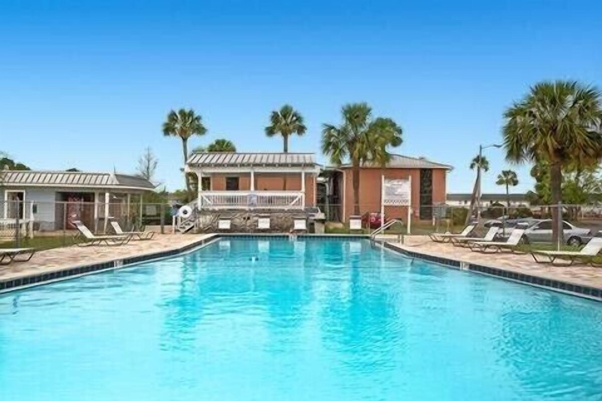 Photo 18 of Salty Vibes, condo in the center of Destin close to the beaches