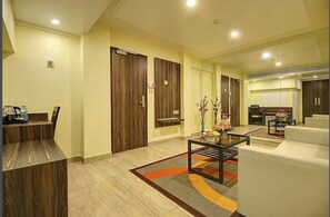 Room - Hotel Mumbai House Juhu (Mumbai)