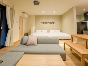 Interior - DogFriendly roomCapacity of 4persons  / Nikko Tochigi (Nikko)