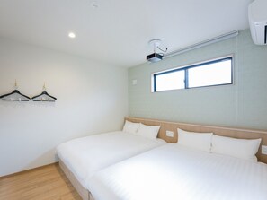 1 dormitorio, escritorio, wifi gratis y ropa de cama