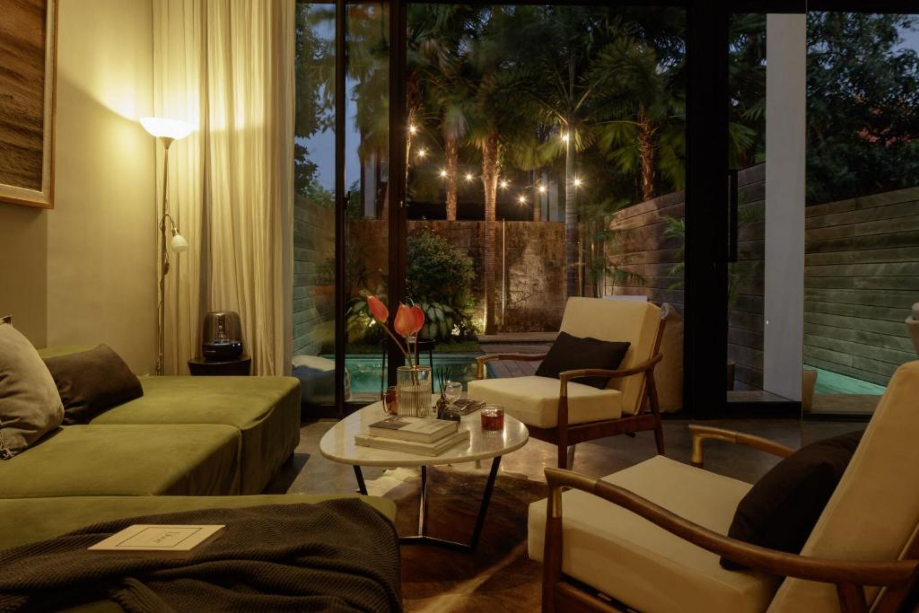 Smart TV 35-inci dengan saluran TV kabel dan TV