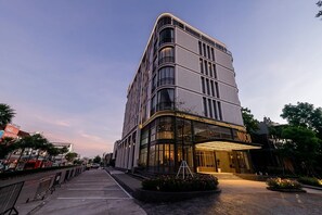 Exterior - Hotel MOCO Udonthani (Udon Thani)