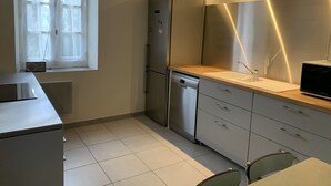 Uklassifisert bilde, 5 av 12, knapp