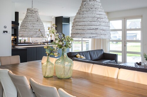 Villa in Friesland with Sauna and Whirlpool