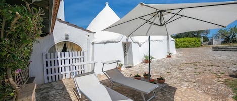 Family Apartment, Multiple Bedrooms (La Casa Sulla Roccia Trulli Pool) | Terrace/patio