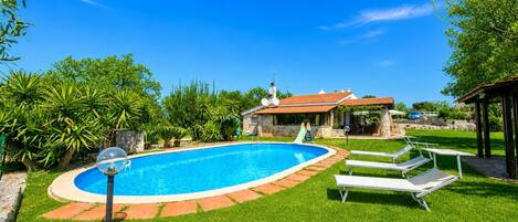 Family Apartment, 2 Bedrooms, Fireplace (La Casa Sulla Roccia Trulli Pool) | Pool | Seasonal outdoor pool