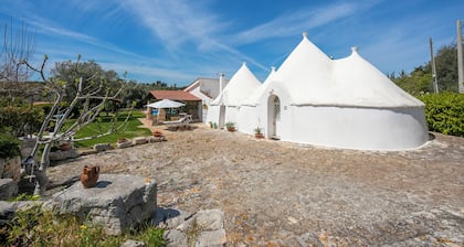 La Casa Sulla Roccia Trulli Pool