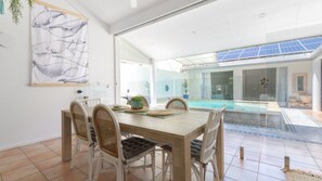 Outdoor dining - Donovan's Reef | Port Douglas (Port Douglas)