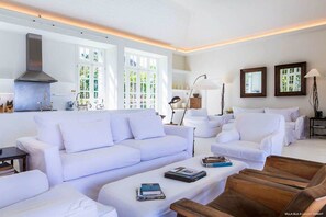 Interior - Villa ELA – Beachfront Paradise for Groups in Flamands, St. Barths (Gustavia)