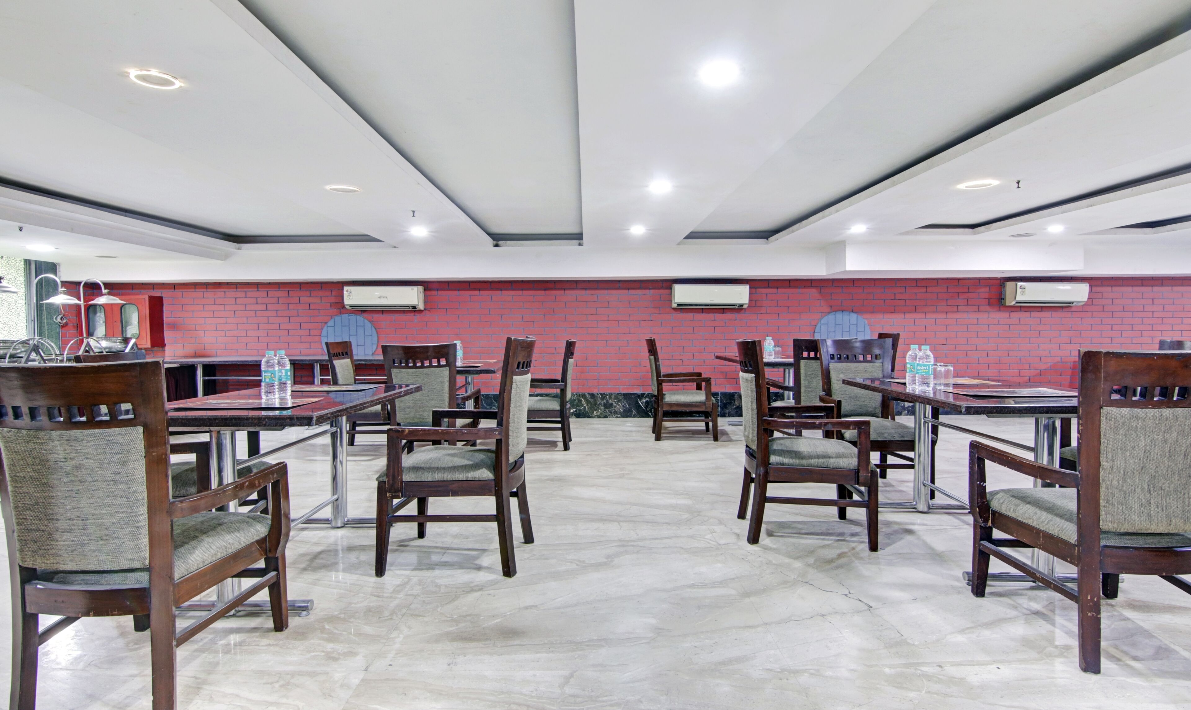 Foto - Treebo Trend Elite