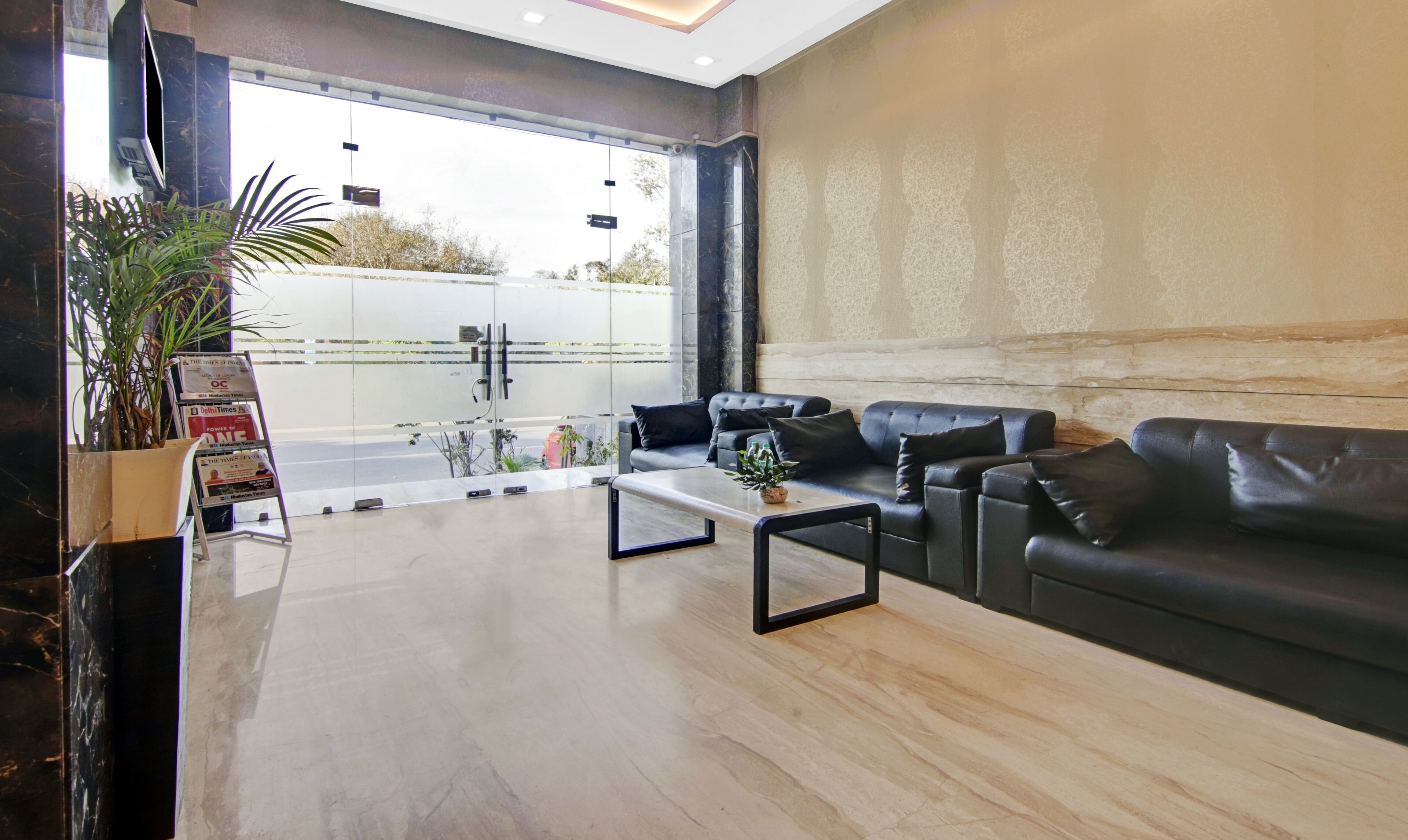 Foto - Treebo Trend Elite