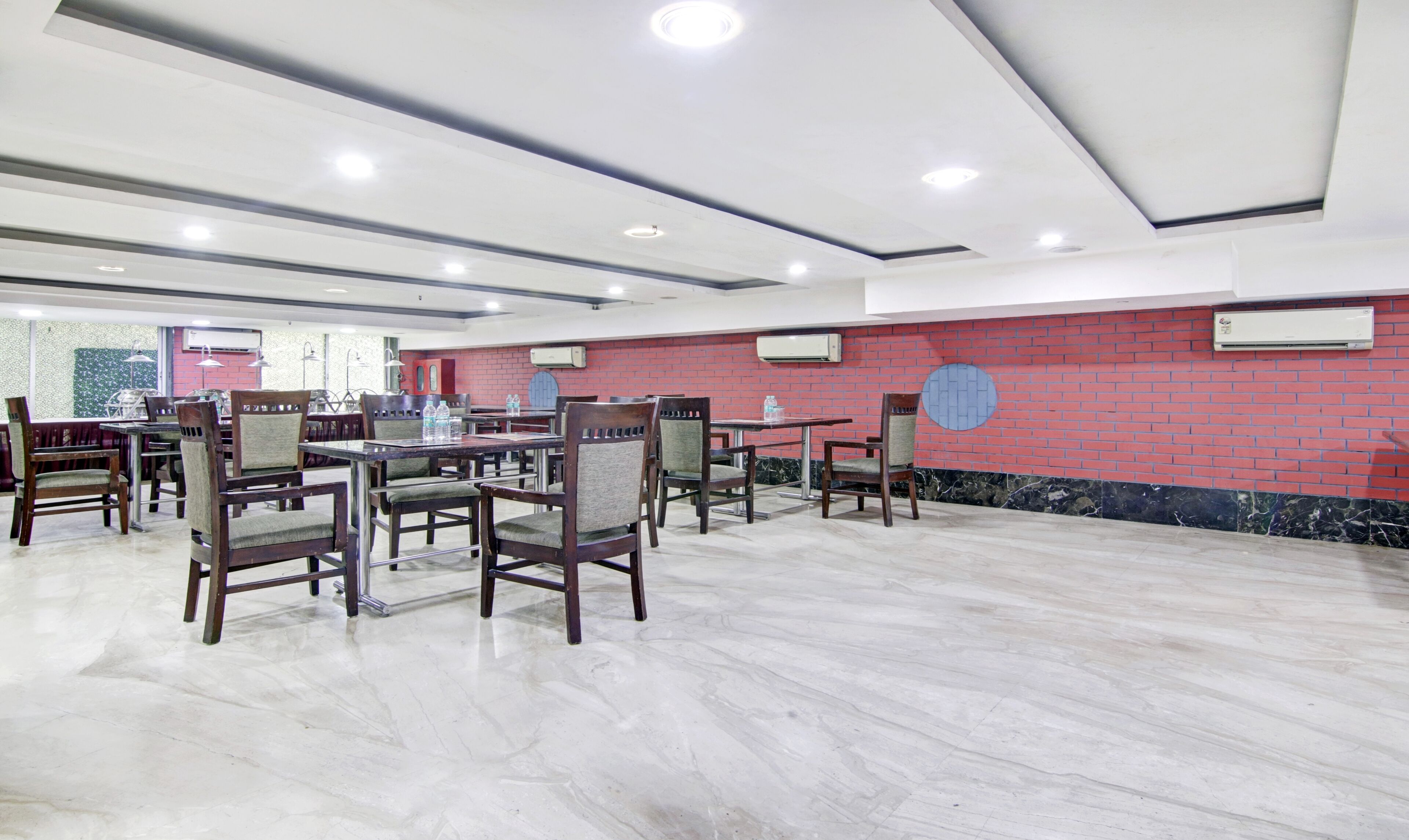 Foto - Treebo Trend Elite