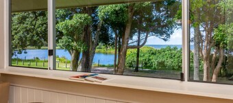 Buckley's Cottage by the Sea