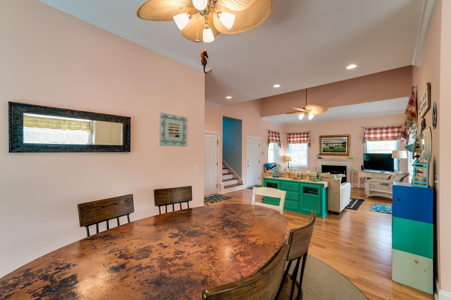 Inviting 3BR/3BA Home! Great Location! Pets! Amenity Cards! Neighborhood Pool!