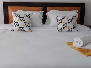Deluxe Apartment | 3 bedrooms, iron/ironing board, free WiFi - Stay.Plus Kirichwa Road Apartment (Nairobi)