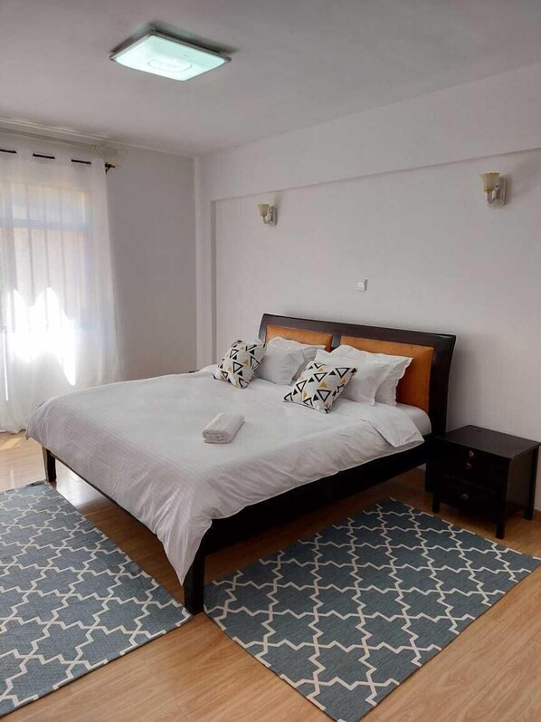 Deluxe Apartment | 3 bedrooms, iron/ironing board, free WiFi - Stay.Plus Kirichwa Road Apartment (Nairobi)