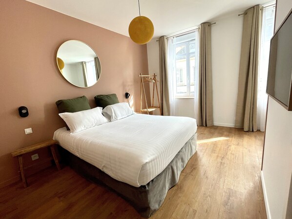 Comfort-Apartment, mit Bad | 1 Schlafzimmer, hochwertige Bettwaren, Select-Comfort-Betten
