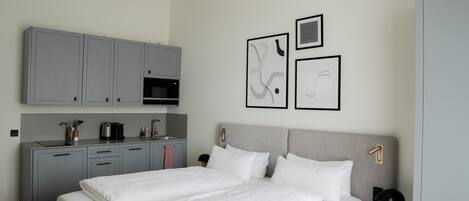 Estudio de diseño | Ropa de cama hipoalergénica y escritorio