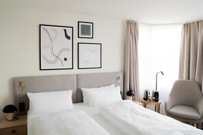 Design-Zimmer | Schreibtisch, laptopgeeigneter Arbeitsplatz, kostenloses WLAN